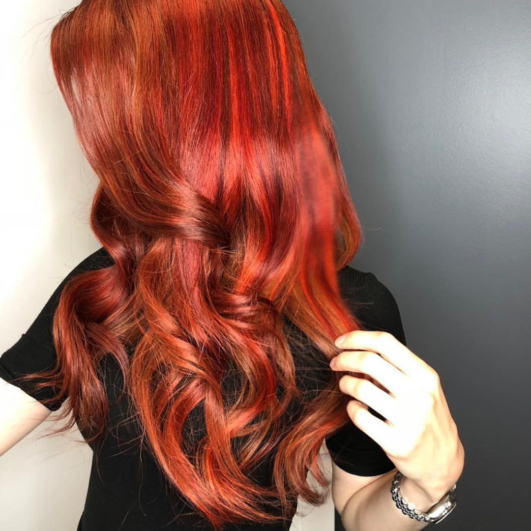 Explore Custom 100% Human Hair Wigs at La' Wig, Your Dallas Wig Destination. Find the Perfect Style at the Premier Wig Salon Near You.